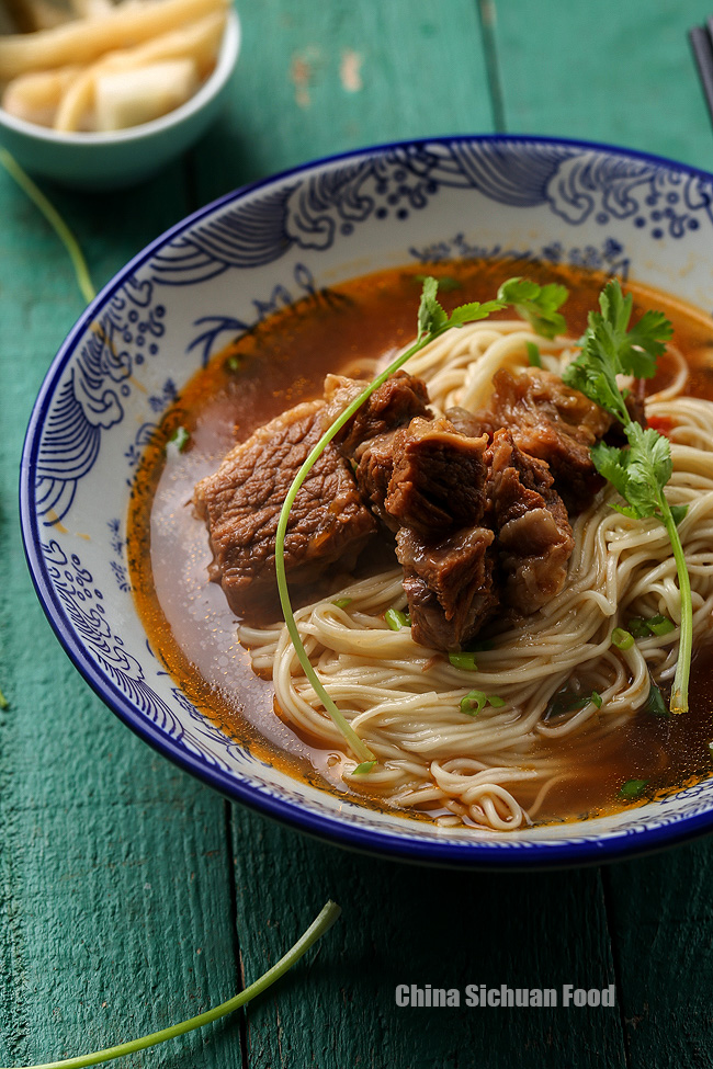 Chinese beef noodle soup