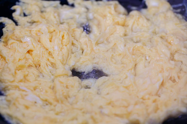 Chinese chive and egg stir fry|chinasichuanfood.com