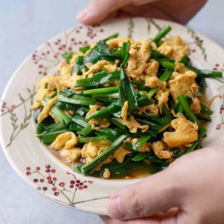 Chinese chive and egg stir fry|chinasichuanfood.com