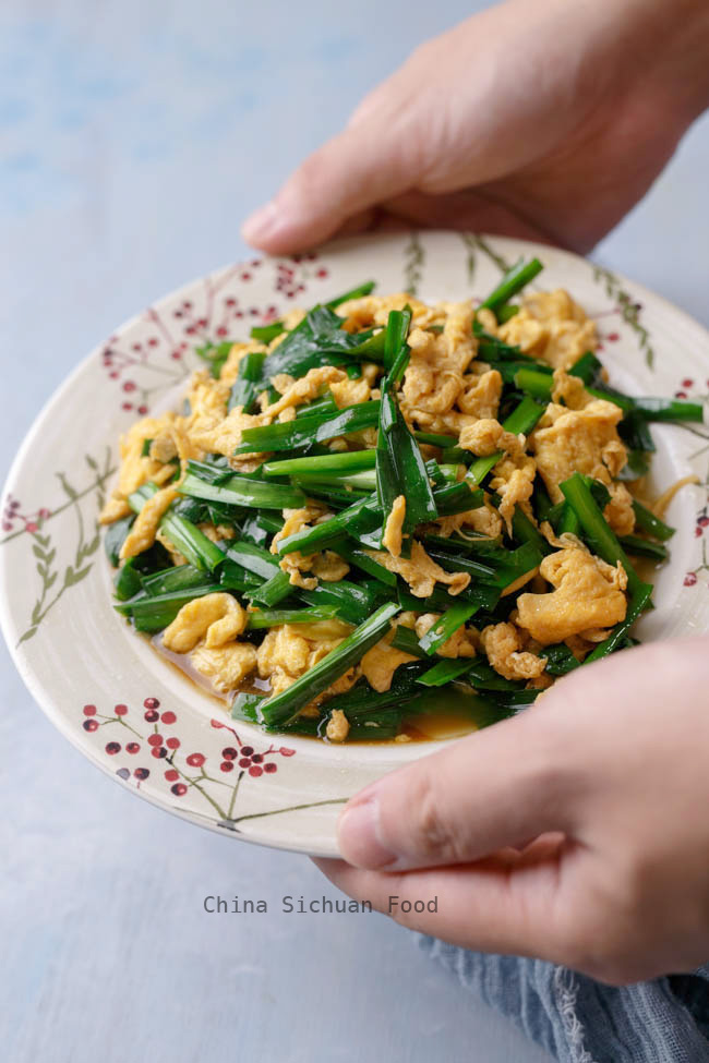 Chinese chive and egg stir fry|chinasichuanfood.com
