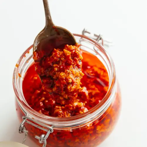 Chinese garlic chili sauce | chinasichuanfood.com