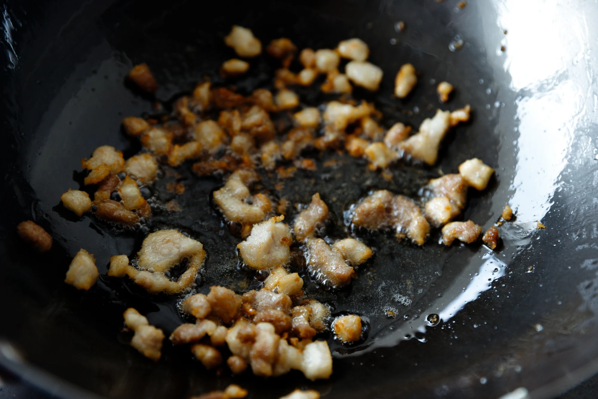 chive and pork belly stir fry| chinasichuanfood.com