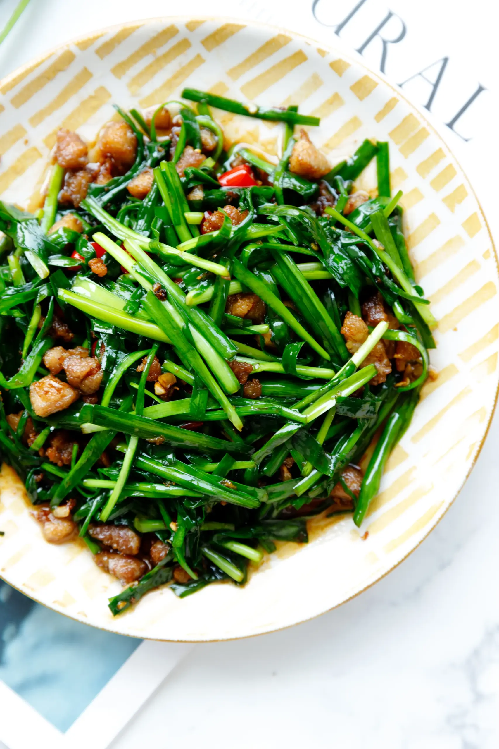 chive and pork belly stir fry| chinasichuanfood.com