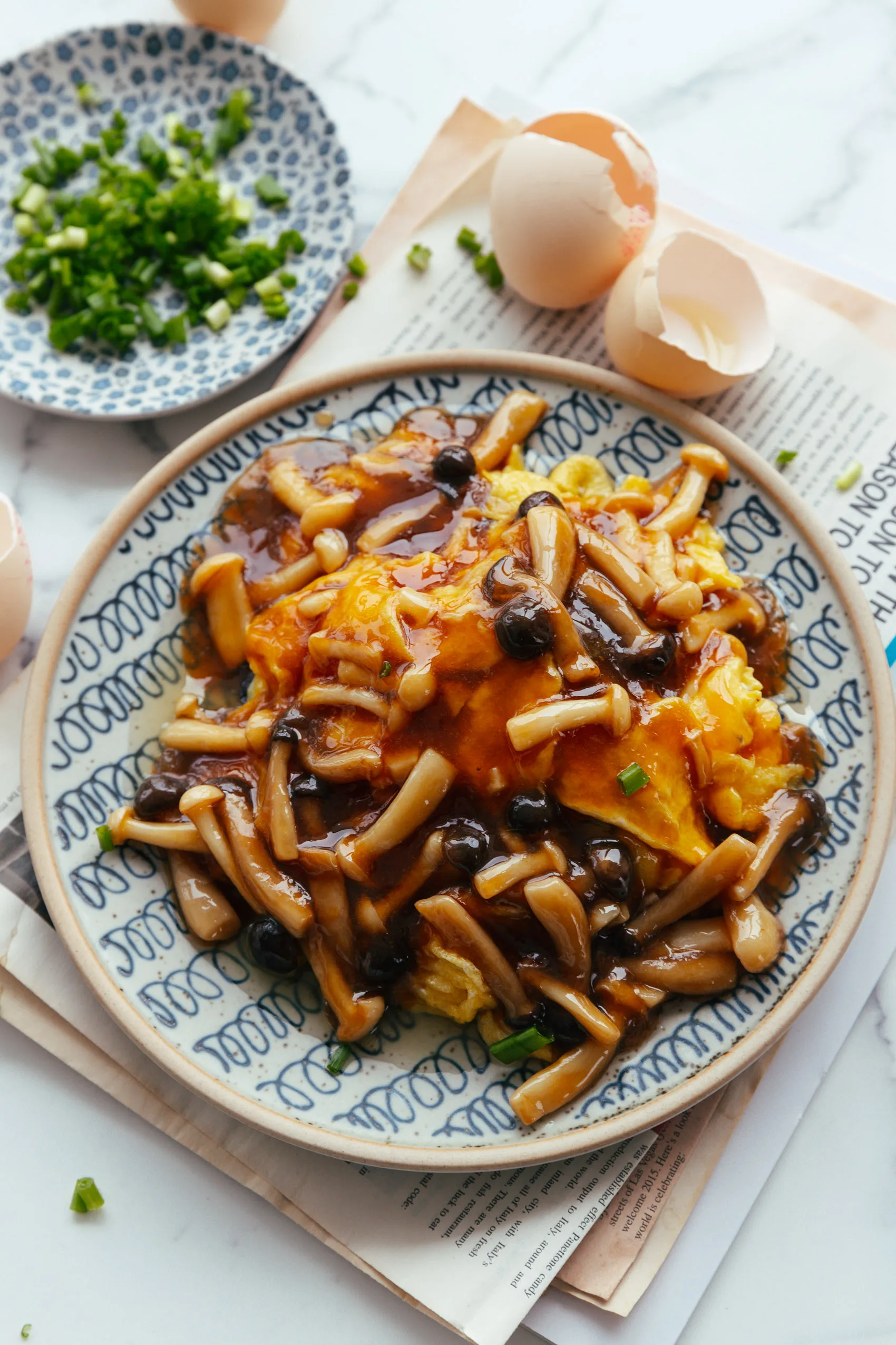 mushroom and egg in brown sauce | chinasichuanfood.com